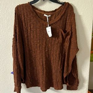Stitchdrop V Neck sweater with pockets
